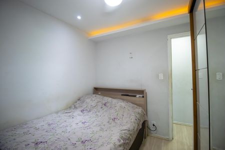 Quarto 1 de apartamento à venda com 2 quartos, 60m² em Irajá, Rio de Janeiro