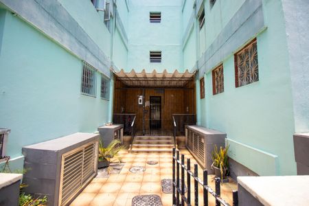 Apartamento à venda com 60m², 2 quartos e 1 vaga Apartamento à venda com 60m², 2 quartos e 1 vagaHall de entrada