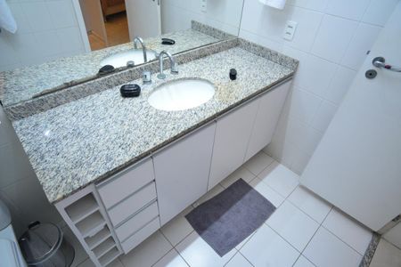 Apartamento para alugar com 123m², 2 quartos e 2 vagas