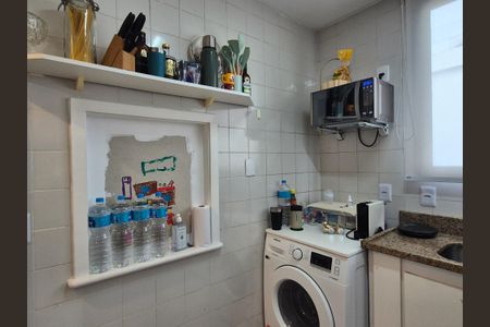 Apartamento à venda com 73m², 2 quartos e 1 vagaCozinha e Área de Serviço