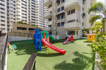 Apartamento à venda com 73m², 2 quartos e 1 vagaÁrea comum 