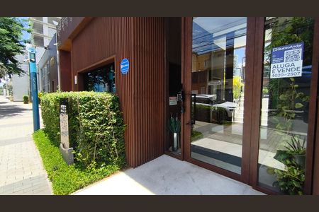 Studio à venda com 25m², 1 quarto e sem vaga Studio à venda com 25m², 1 quarto e sem vagaFachada + Plaquinha