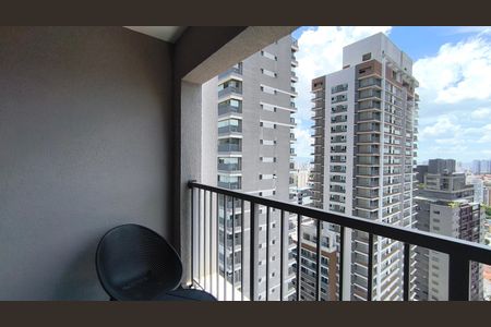 Studio à venda com 25m², 1 quarto e sem vaga Studio à venda com 25m², 1 quarto e sem vagaVaranda