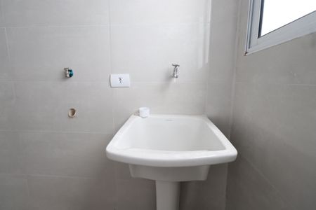 Apartamento à venda com 60m², 2 quartos e sem vagaCozinha e Área de Serviço