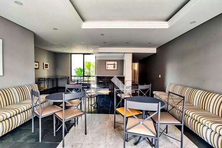 Apartamento à venda com 142m², 3 quartos e 2 vagasÁrea comum - Salão de festas