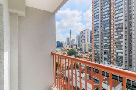 Varanda de kitnet/studio para alugar com 1 quarto, 25m² em Jardim das Acacias, São Paulo