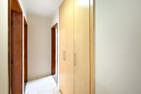 Apartamento à venda com 76m², 3 quartos e 2 vagasCorredor