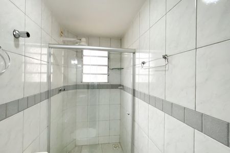 Apartamento à venda com 76m², 3 quartos e 2 vagasBanheiro