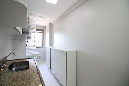 Apartamento para alugar com 67m², 2 quartos e 1 vagaCozinha