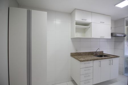 Apartamento para alugar com 67m², 2 quartos e 1 vagaCozinha