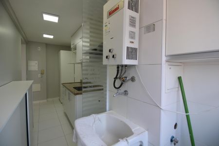 Apartamento para alugar com 67m², 2 quartos e 1 vagaÁrea de Serviço