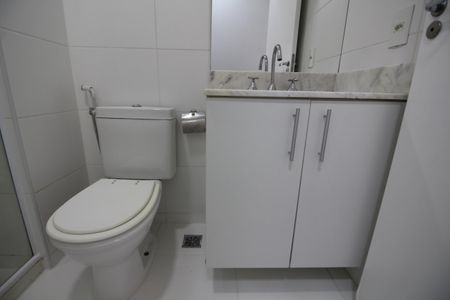 Apartamento para alugar com 67m², 2 quartos e 1 vagaBanheiro Social