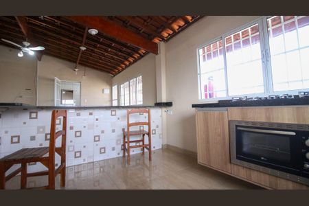 Casa para alugar com 80m², 2 quartos e 3 vagas Casa para alugar com 80m², 2 quartos e 3 vagasCozinha