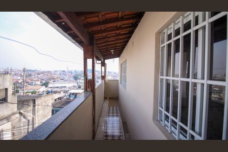 Casa para alugar com 80m², 2 quartos e 3 vagas Casa para alugar com 80m², 2 quartos e 3 vagasCorredor