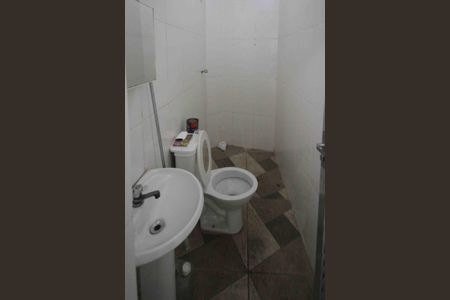 Apartamento para alugar com 80m², 2 quartos e 3 vagas Apartamento para alugar com 80m², 2 quartos e 3 vagasBanheiro da Garagem