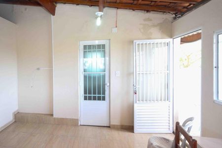 Apartamento para alugar com 80m², 2 quartos e 3 vagas Apartamento para alugar com 80m², 2 quartos e 3 vagasSala