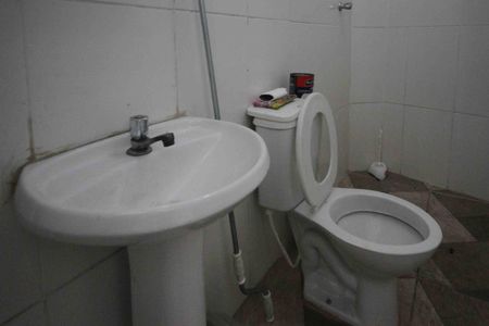 Apartamento para alugar com 80m², 2 quartos e 3 vagas Apartamento para alugar com 80m², 2 quartos e 3 vagasBanheiro da Garagem