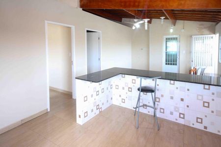 Apartamento para alugar com 80m², 2 quartos e 3 vagas Apartamento para alugar com 80m², 2 quartos e 3 vagasCozinha