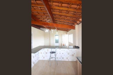 Cozinha de apartamento para alugar com 2 quartos, 80m² em Jardim Elba, São Paulo