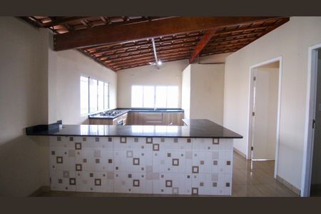 Casa para alugar com 80m², 2 quartos e 3 vagas Casa para alugar com 80m², 2 quartos e 3 vagasCozinha