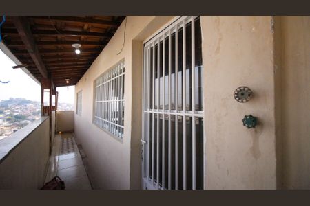 Casa para alugar com 80m², 2 quartos e 3 vagas Casa para alugar com 80m², 2 quartos e 3 vagasEntrada