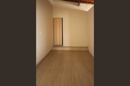 Apartamento para alugar com 80m², 2 quartos e 3 vagas Apartamento para alugar com 80m², 2 quartos e 3 vagasQuarto 02