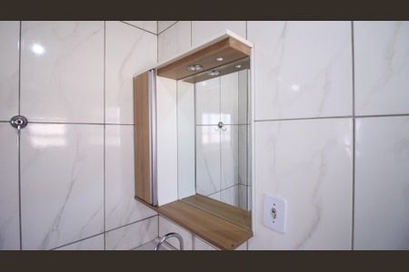 Casa para alugar com 80m², 2 quartos e 3 vagas Casa para alugar com 80m², 2 quartos e 3 vagasBanheiro