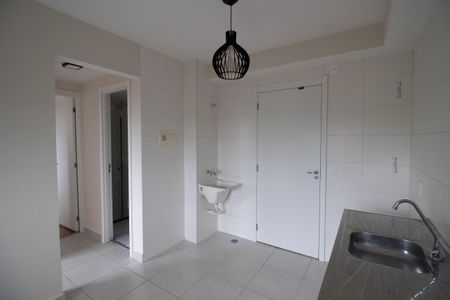 Cozinha de apartamento à venda com 2 quartos, 32m² em Jardim Celeste, São Paulo