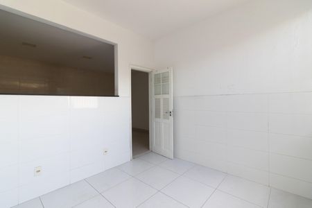 Casa de condomínio para alugar com 100m², 3 quartos e 1 vagaÁrea de Serviço