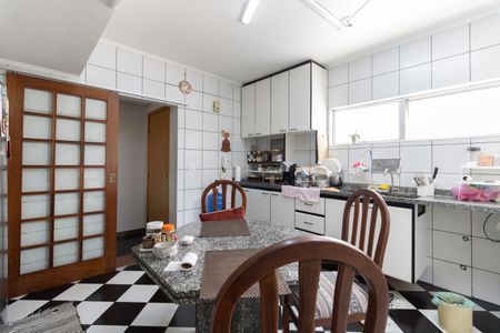 Apartamento à venda com 113m², 2 quartos e 1 vagaCozinha 