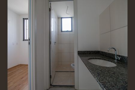 Apartamento para alugar com 55m², 2 quartos e sem vagaBanheiro
