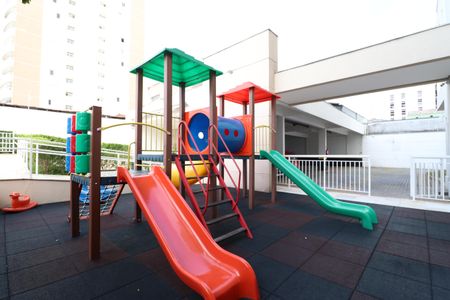 Apartamento à venda com 60m², 2 quartos e 1 vagaÁrea comum - Playground