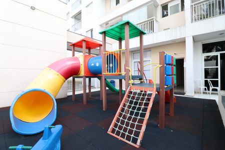 Apartamento à venda com 60m², 2 quartos e 1 vagaÁrea comum - Playground