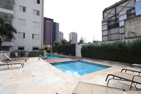 Apartamento à venda com 60m², 2 quartos e 1 vagaÁrea comum - Piscina