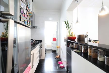 Apartamento à venda com 60m², 2 quartos e 1 vagaCozinha e Área de Serviço