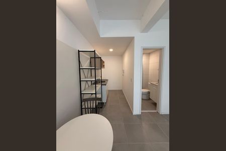 Kitnet/Studio para alugar com 1 quarto, 26m² em República, São Paulo