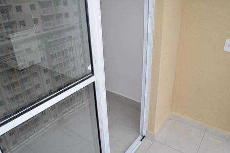 Apartamento para alugar com 27m², 1 quarto e sem vaga Apartamento para alugar com 27m², 1 quarto e sem vagaSacada
