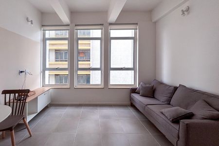 Apartamento para alugar com 66m², 1 quarto e sem vaga