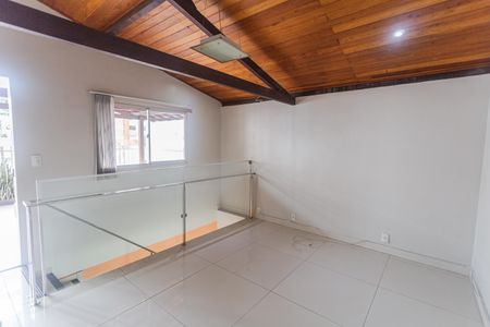 Apartamento à venda com 180m², 4 quartos e 4 vagas Apartamento à venda com 180m², 4 quartos e 4 vagasSala 2 na Cobertura
