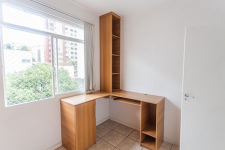 Apartamento à venda com 180m², 4 quartos e 4 vagas Apartamento à venda com 180m², 4 quartos e 4 vagasQuarto 2