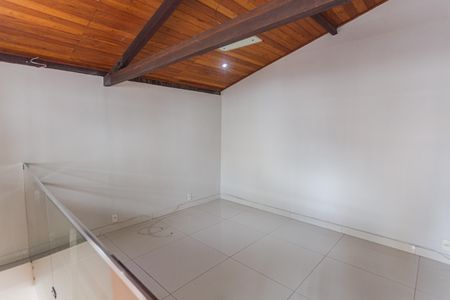 Apartamento à venda com 180m², 4 quartos e 4 vagas Apartamento à venda com 180m², 4 quartos e 4 vagasSala 2 na Cobertura