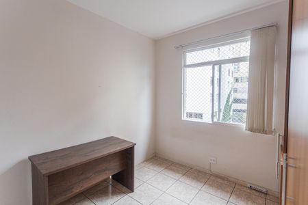 Apartamento à venda com 180m², 4 quartos e 4 vagas Apartamento à venda com 180m², 4 quartos e 4 vagasSuíte 1