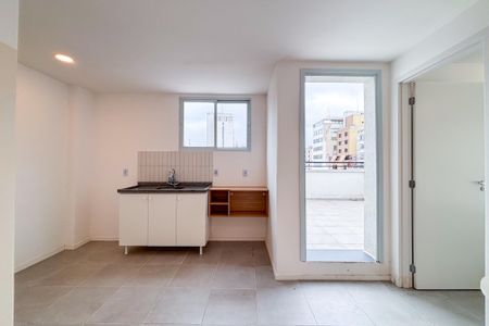 Apartamento para alugar com 2 quartos, 110m² em República, São Paulo