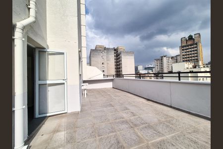 Apartamento para alugar com 87m², 2 quartos e sem vagaQuintal