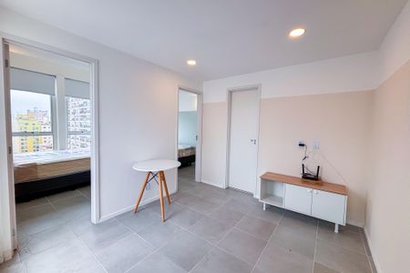 Apartamento para alugar com 2 quartos, 110m² em República, São Paulo