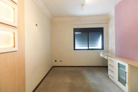 Apartamento à venda com 280m², 3 quartos e 3 vagasSuíte 2