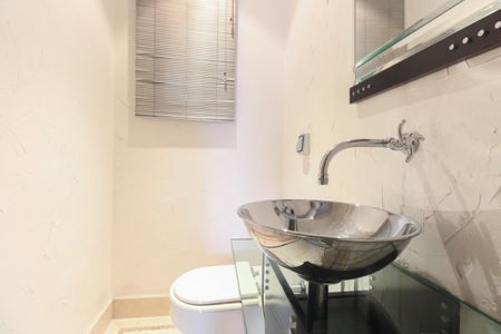 Apartamento à venda com 280m², 3 quartos e 3 vagasLavabo 