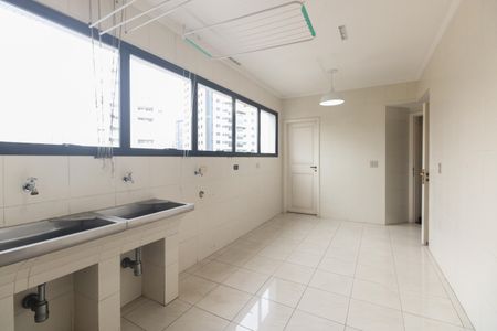 Apartamento à venda com 280m², 3 quartos e 3 vagasÁrea de Serviço 