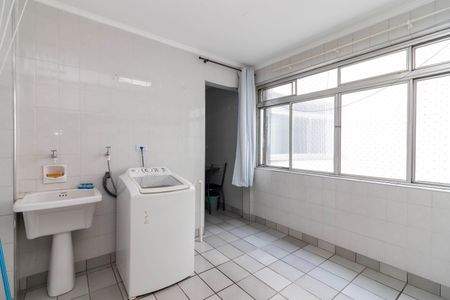 Apartamento à venda com 70m², 2 quartos e 1 vagaÁrea de Serviço