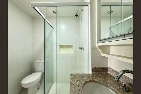 Apartamento à venda com 70m², 2 quartos e 1 vaga